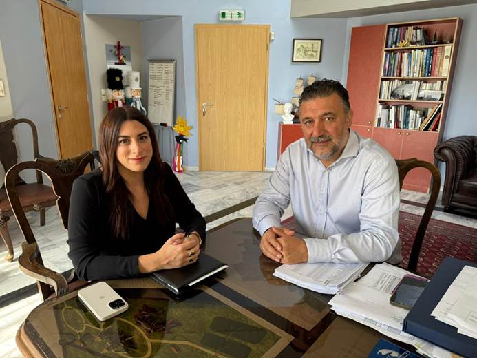 fostiropoulos_adamopoulou